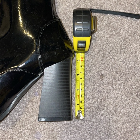 Qupid Faux Leather Heeled Boots size 6 - Picture 10 of 14